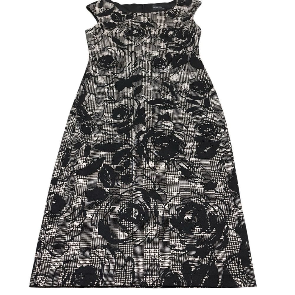 Connected Apparel Woman’s Dress Sleeveless Zippered